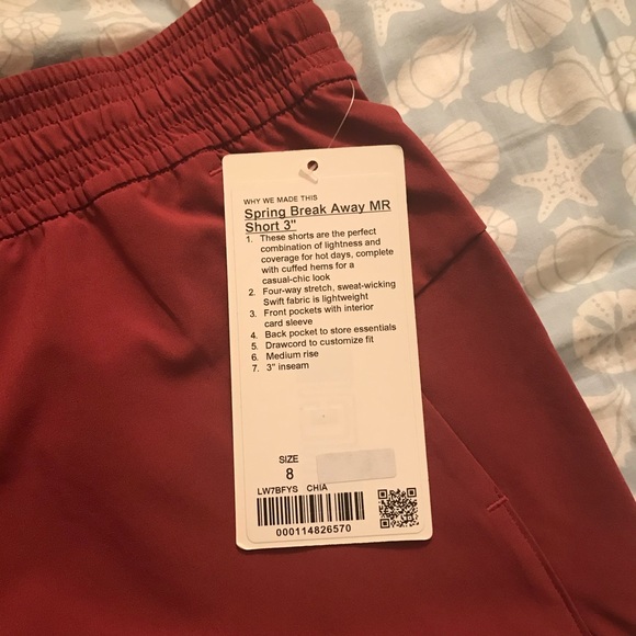 Lululemon spring break away shorts - Picture 4 of 4